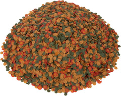 TetraPro Goldfish Crisps Fish Food, enhanced with biotin for optimal health