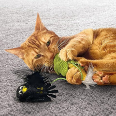 KONG Flingaroo Corny Corn Cob with Crow - Plush Cat Toy with Feathers and Catnip